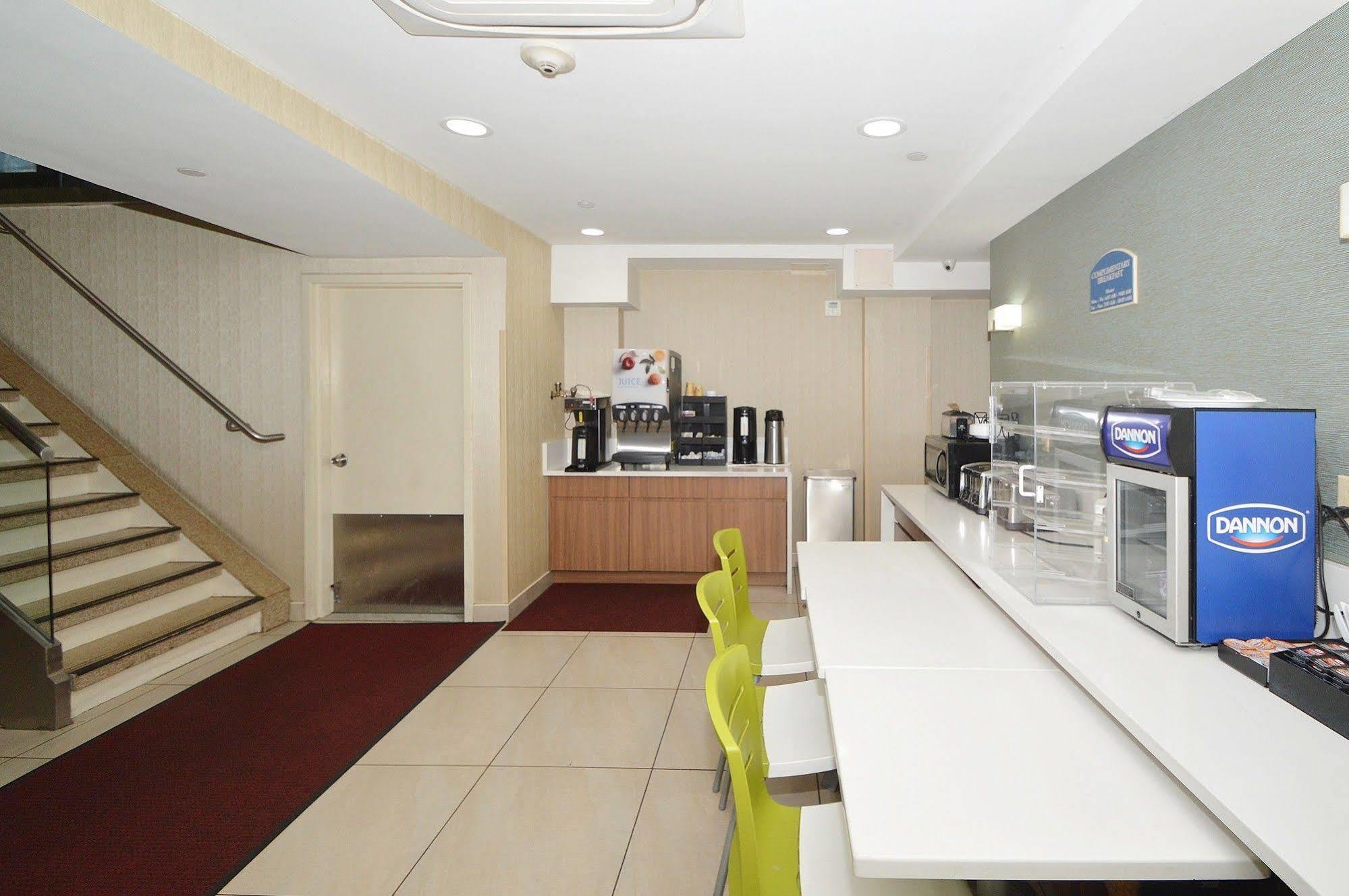 Corona Hotel New York - Laguardia Airport Extérieur photo